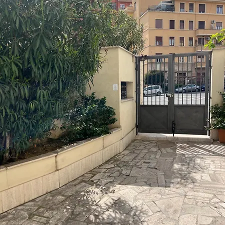 Domus Flaminiae Near Vatican Museums *